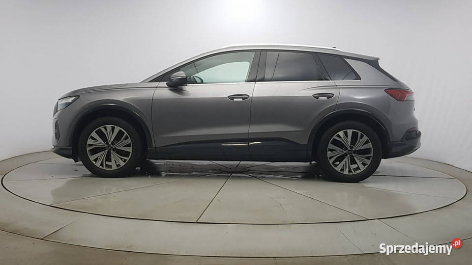 Audi Q4 etron 40 77kWh Advanced Z Polskiego światła przeciwmgielne Warszawa