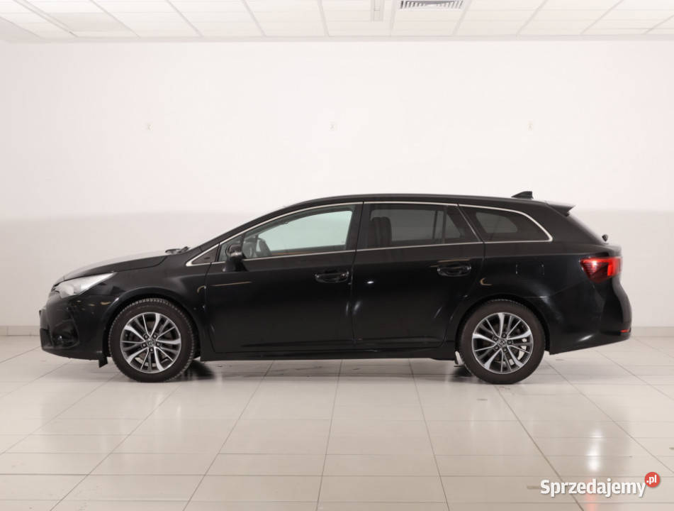 Toyota Avensis 20 D4D manualna Motoryzacja Piaseczno