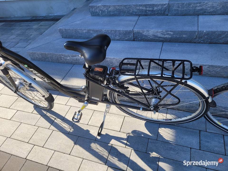 Rower elektryczny 28 niską ramą