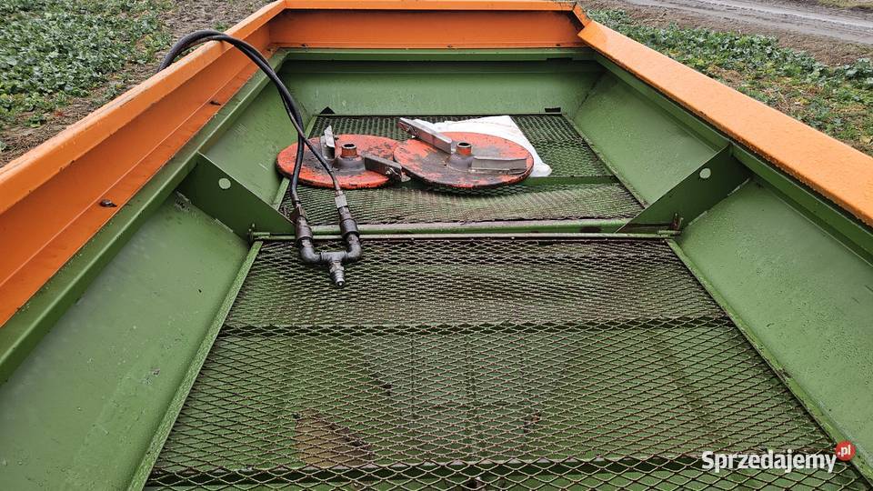 Rozsiewacz amazone zau 1501 bez korozji sprzedam