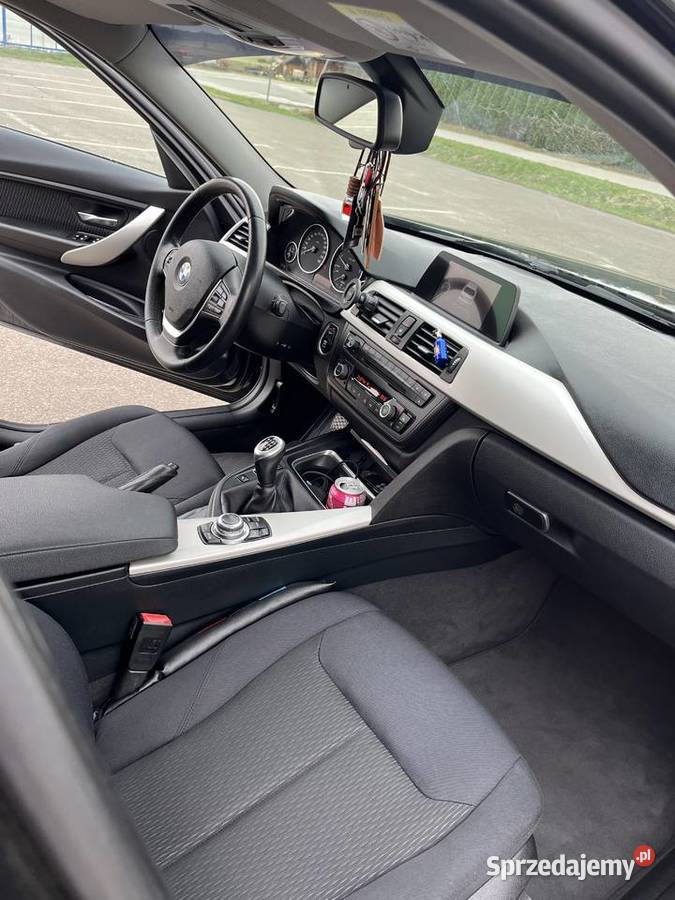 Sprzedam BMW f30 318d 143 2014 Harklowa