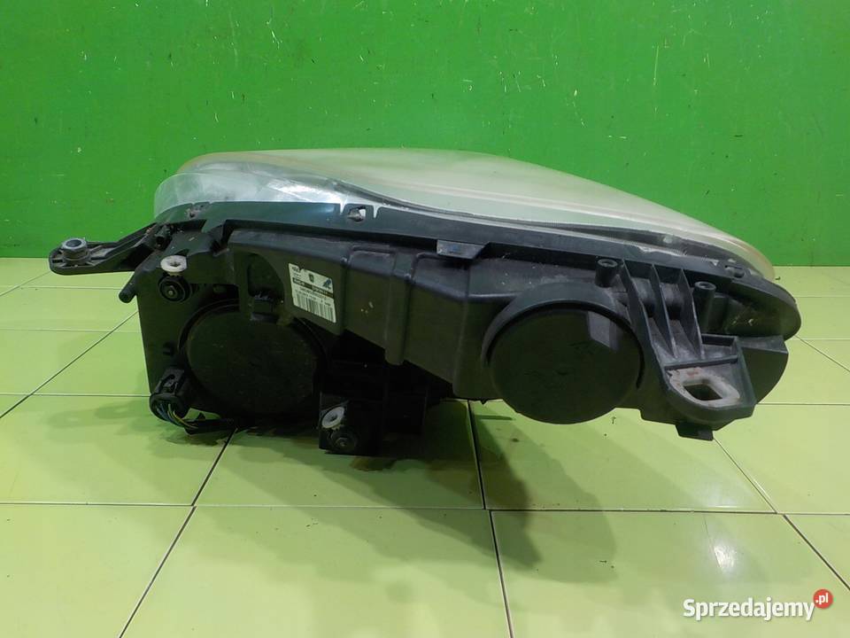 FIAT DOBLO II 13 MJET 12r lampa prawa przod osobowe Suków