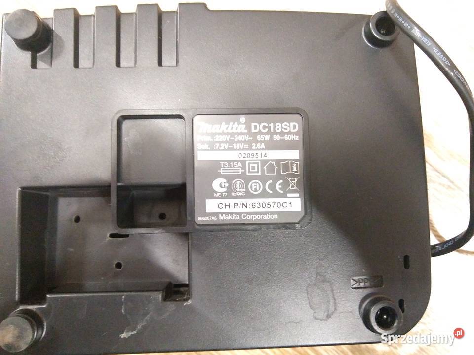 Ładowarka Makita DC18SD uszkodzona Dłutów