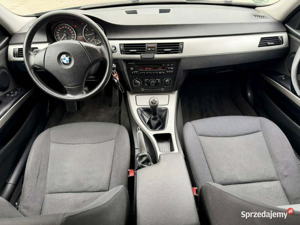 BMW 320 Xenon PDC Zarejestrowana Super Stan 170 możliwa zamiana Zwoleń