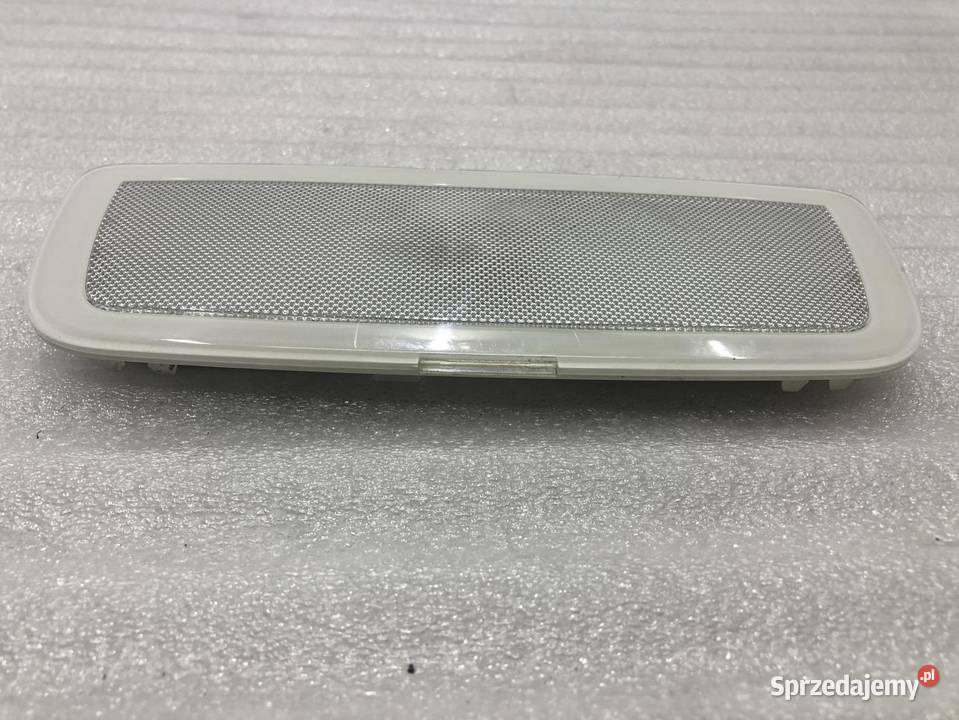 LAMPKA PODSUFITKI TYŁ MERCEDES W204 A2048204801 Wyposażenie wnętrza