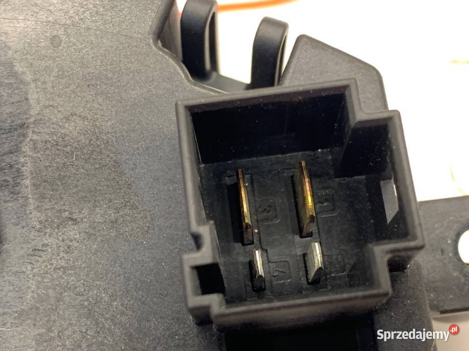 OPORNIK DMUCHAWY POWIETRZA VW GOLF VII Rezystory dmuchaw