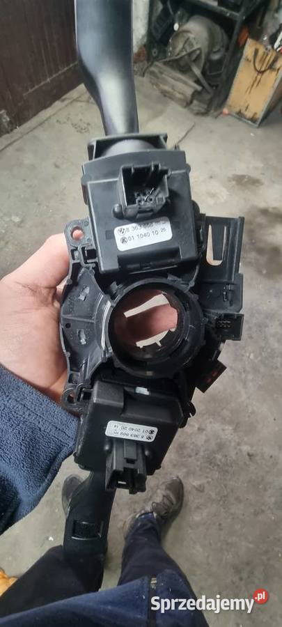 Przełącznik zespolony pająk bmw e46 613183774879 Rok produkcji 2002 małopolskie