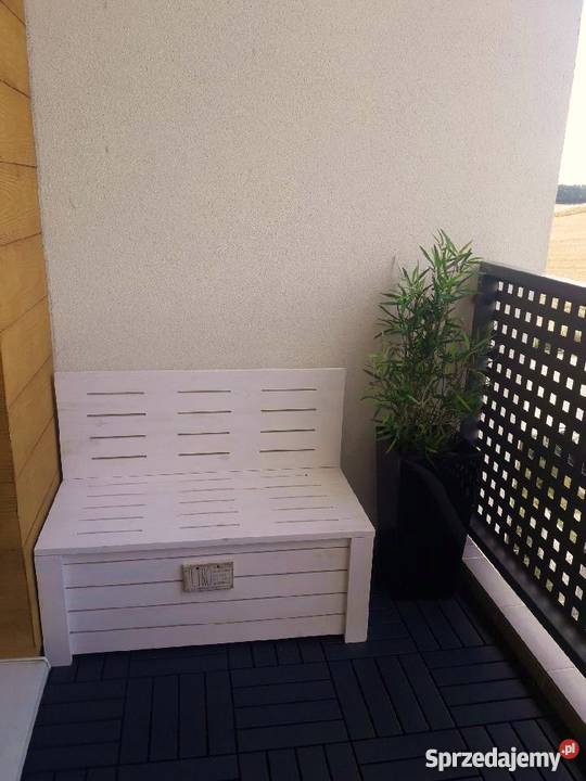 Drewniana skrzynia z oparciem ławka siedzisko z świętokrzyskie