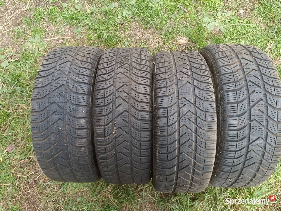 Sprzedam opony zimowe 19545 r16 Pirelli 195 Samochodowe Ostrołęka