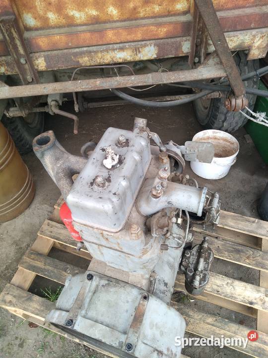 Silnik Ursus C 330 Głowno