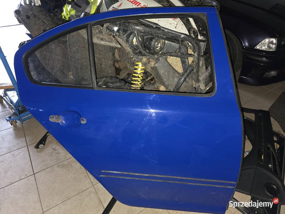 Drzwi tylne Skoda Octavia 2 kolor 4590 osobowe Radom