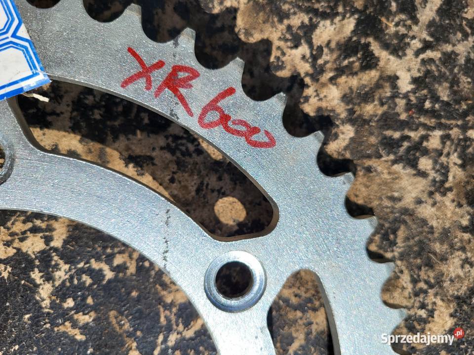 HONDA XR 600 ZĘBATKA TYŁ NOWA sprzedam