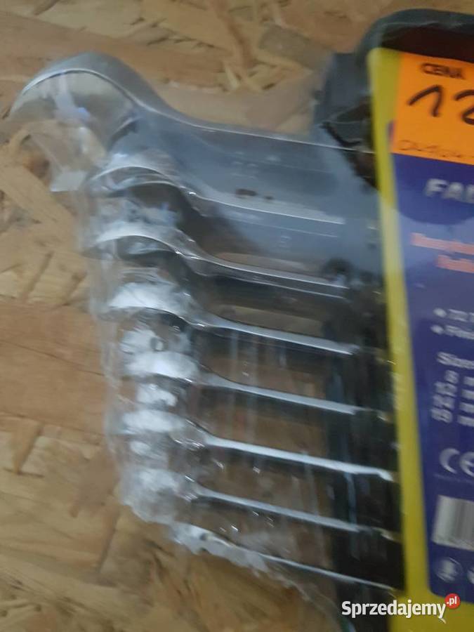 Klucze z grzechotką płaskooczkowe łamane 822 8el