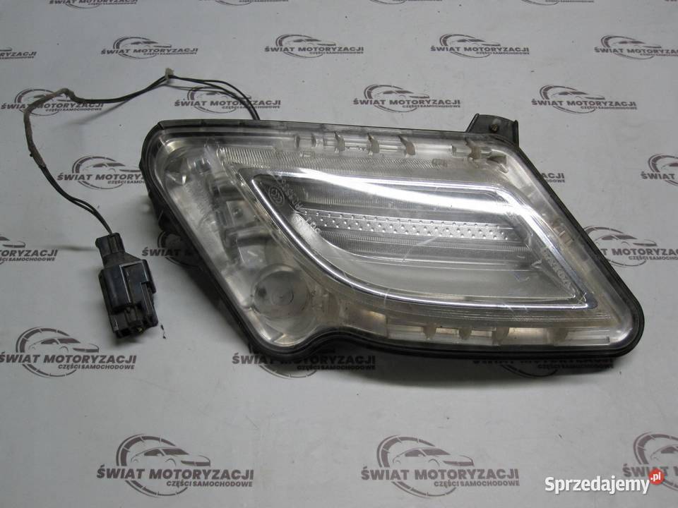 VOLVO S60 II 11r halogen lewy przód 89091133 osobowe