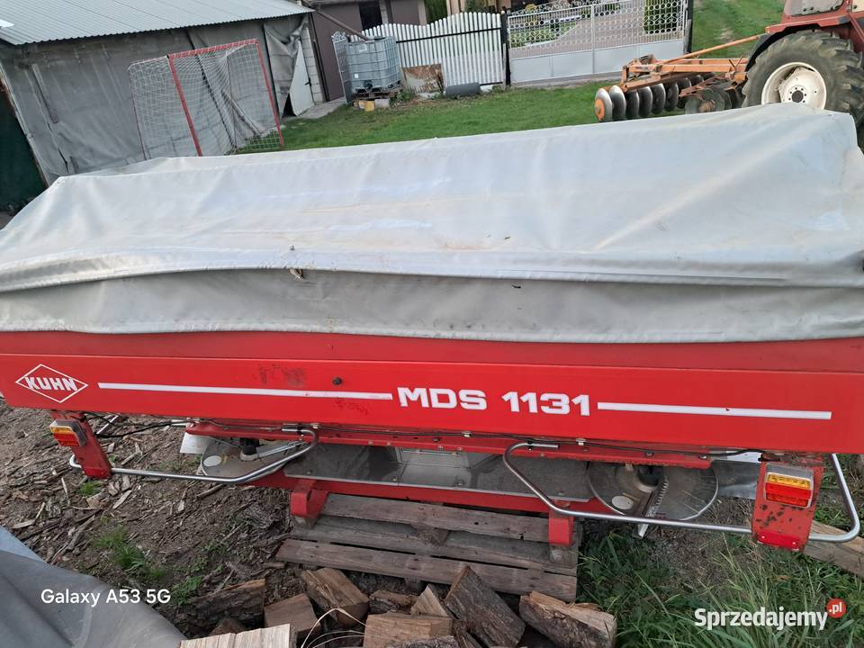 Rozsiewacz nawozu KUHN MDS 1131 w b stanie Iłża