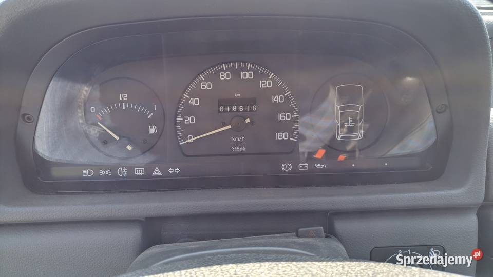 Fiat Uno garażowany stan kolekcjonerski przebieg 4/5 Jędrzejów