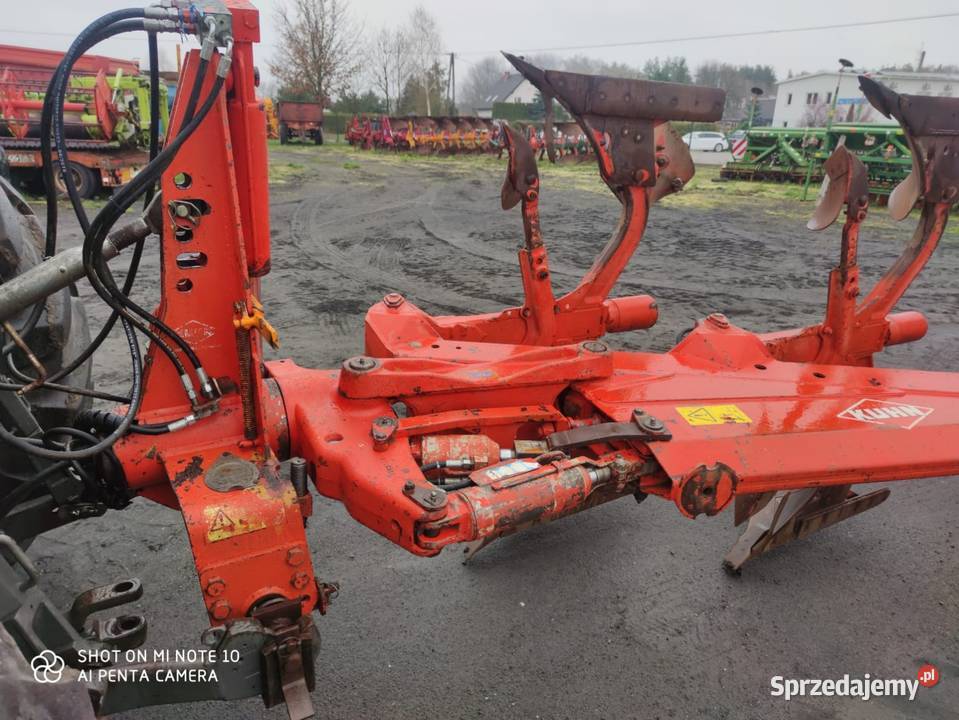 Pług 5 skibowyKuhn Vari Master 153 Łobżenica