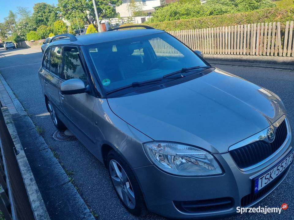 Skoda fabia 2 16 105000 radio Michniów