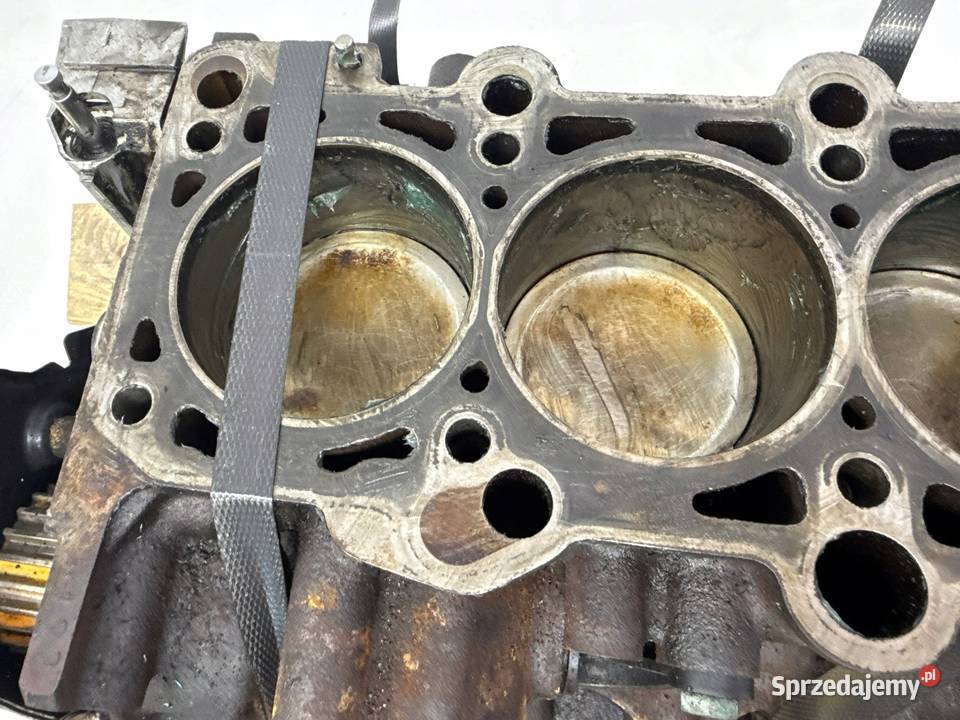 DÓŁ SILNIKA AVJ Audi A4 B6 18 T TURBO 150 blok Silniki kompletne lubelskie