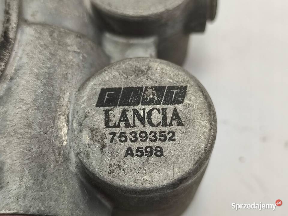 PODSTAWA FILTRA OLEJU FIAT TIPO TEMPRA 19891996