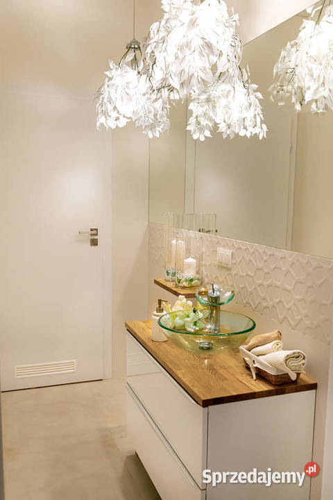 Wynajmę stanowisko do manicure i pedicure Kielce świętokrzyskie