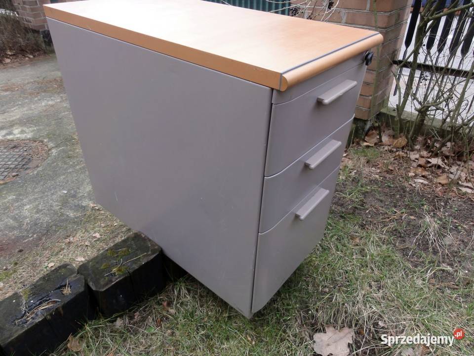 Szafa metalowa sejf idealna do piwnicy garazu sprzedam
