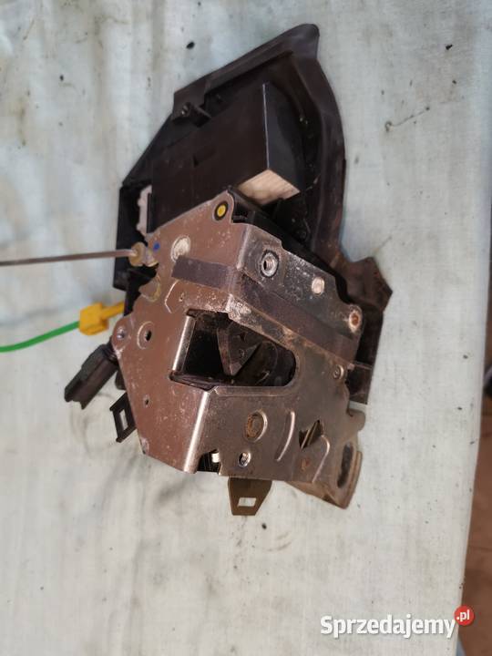 Zamek drzwi prawy przód BMW e39 8352165 Lublin sprzedam