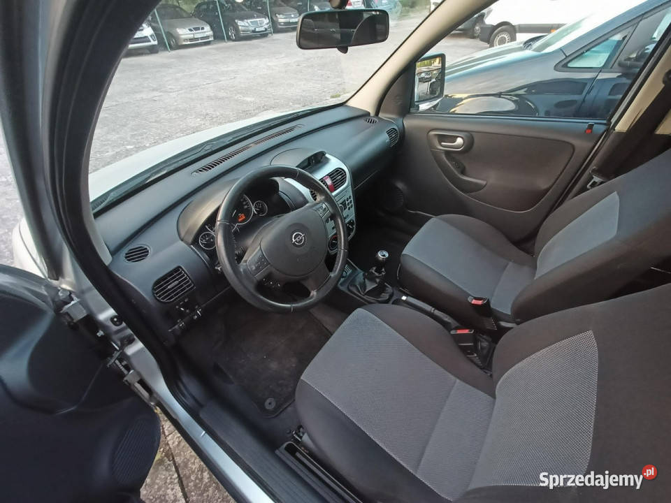 Opel Combo wersja TOUR z Niemiec opłacony lakier metallic Tomaszów Mazowiecki