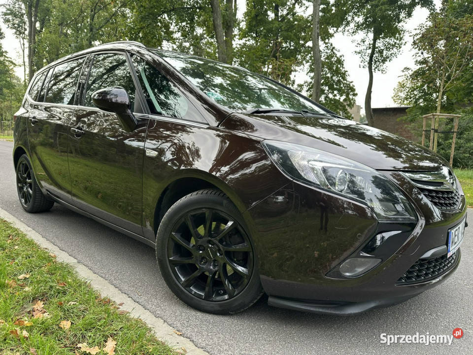 Opel Zafira COSMO 16 CDTI 136 Navi Alu17 Kamera 1598cm3