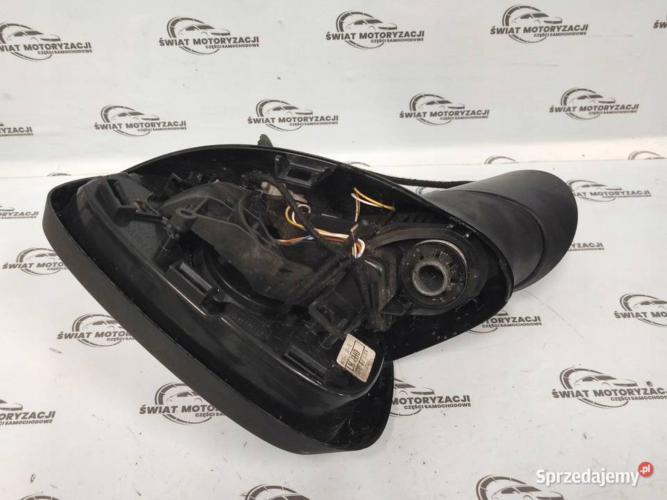 FORD B FIESTA 14r lusterko lewe E8024704 8 PIN