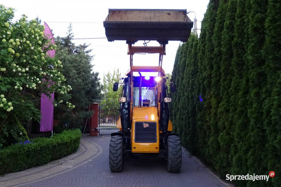 na równych kołach JCB 2CX SM 4 WS JCB 2CX 4x4 pełny VAT sprzedam