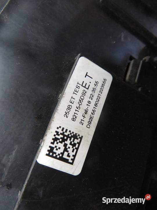SKRZYNKA BEZPIECZNIKÓW AVENSIS T27 T29 20D