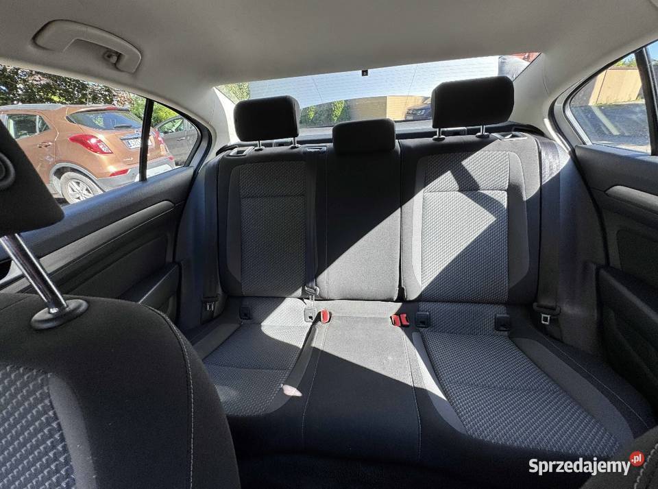 Sprzedam Volkswagen Passat 14 B8 2016 Benzyna Sedan / Limuzyna