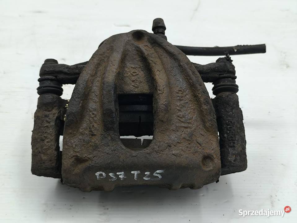 ZACISK LEWY TYŁ TOYOTA AVENSIS II T25 18 VVTI