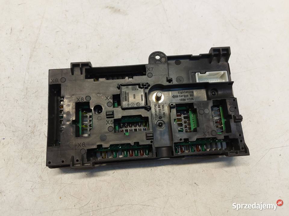 BMW G23 M440i Cabrio Skrzynka bezpieczników