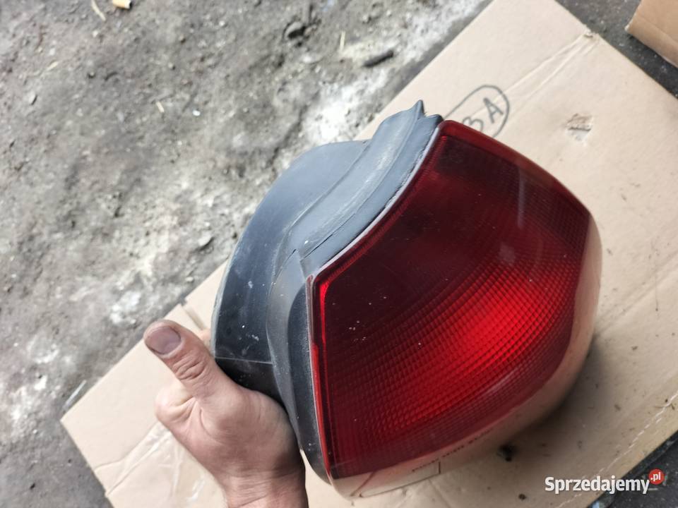 HONDA CIVIC 6 VI LAMPA TYŁ PRAWA Kamień-Kolonia sprzedam