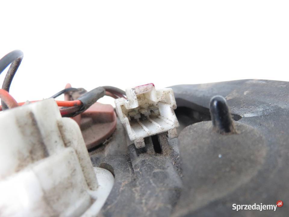 LAMPA PRAWA TYLNA KLAPA HYUNDAI H100 Skrzynia Motoryzacja sprzedam