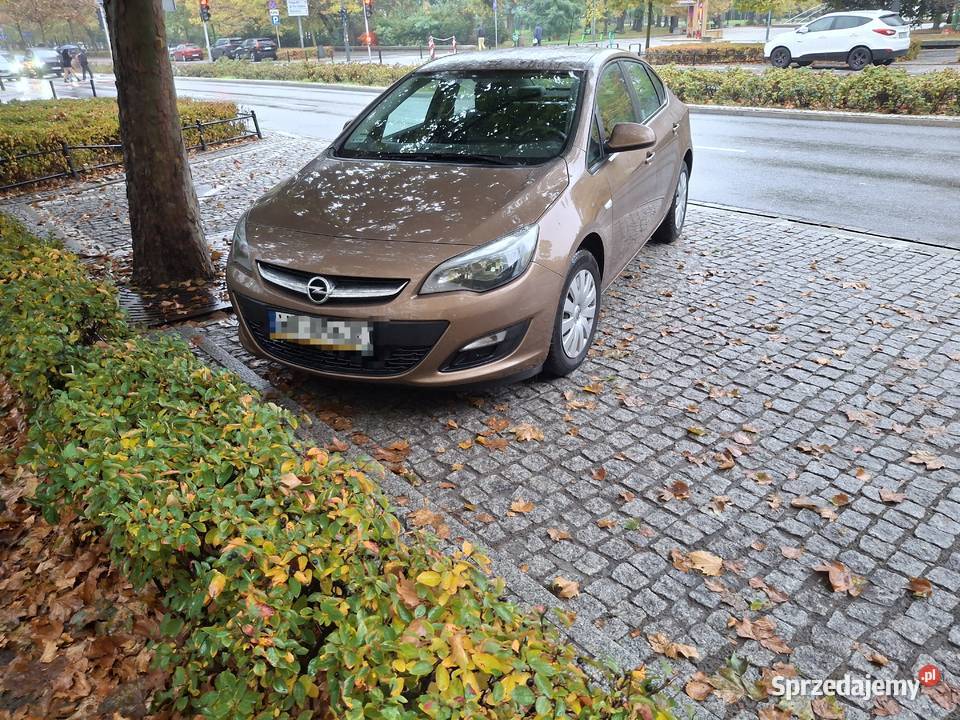 Opel Astra J 2015r benzyna PRZEBIEG 26 Stan Warszawa sprzedam