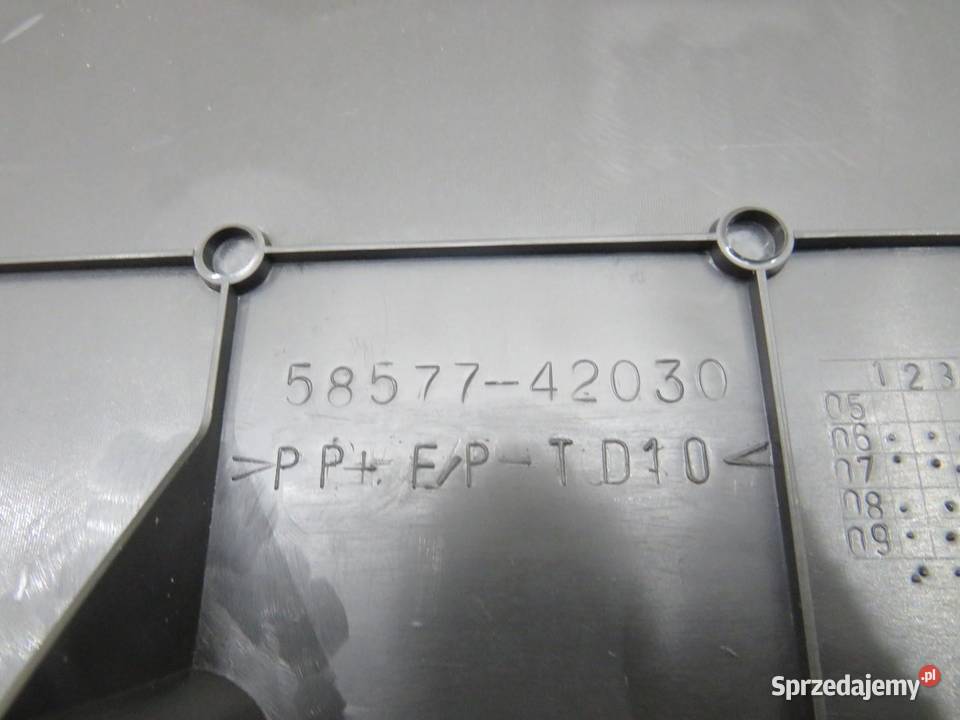 SCHOWEK WKŁAD BAGAŻNIKA RAV 4 III LIFT osobowe