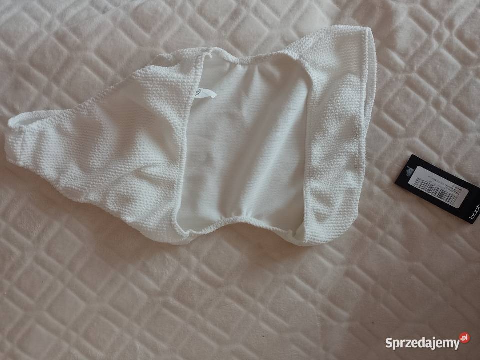 38M Biały strój kąpielowy z odkrytymi ramionami jednoczęściowe małopolskie