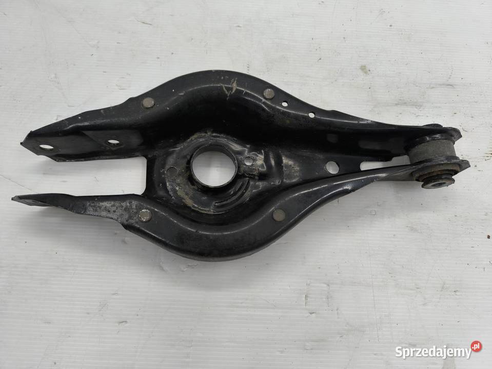 WAHACZ DOLNY BMW F31 20D LIFT 6867540