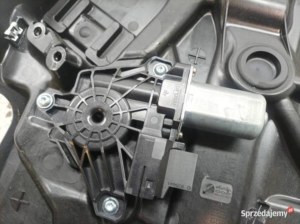 MECHANIZM SZYBY PRAWY TYŁ MercedesBenz Cklasa IV osobowe Mechanizmy opuszczania szyb