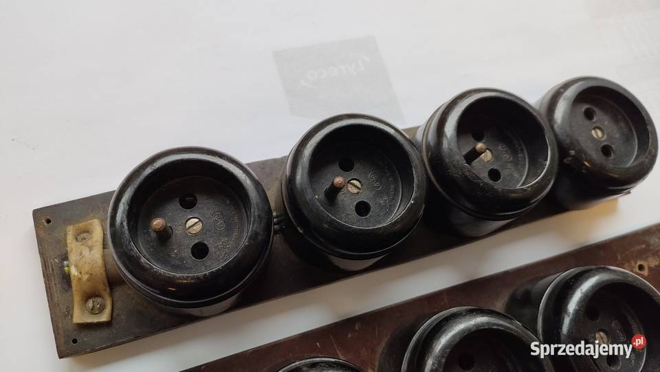 Gniazdko elektryczne bakelit loft czarne PRL Szczecin