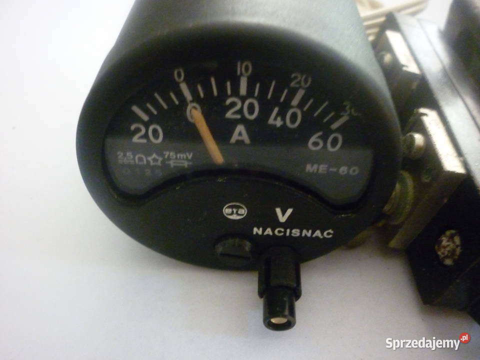Voltoamperomierz ME60