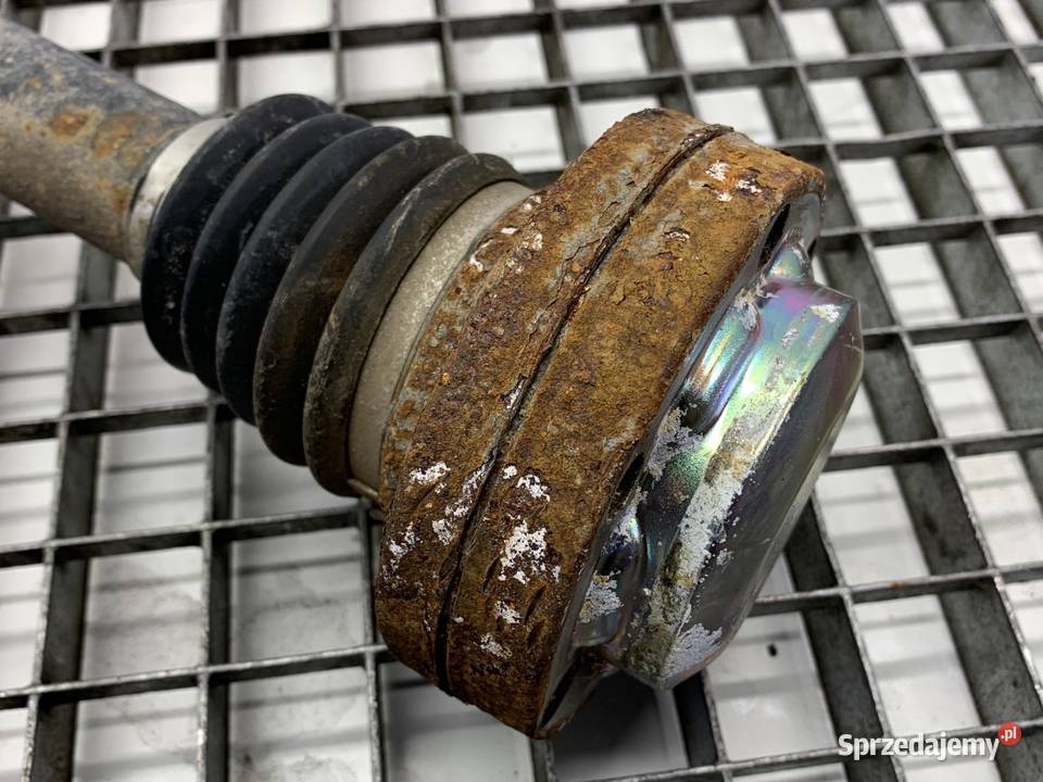 PÓŁOŚ LEWY TYŁ AUDI Q8 4M0501203D 30 286 SUV osobowe Półosie