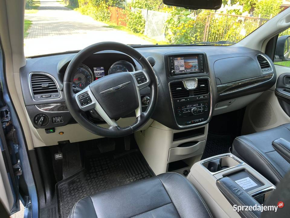 CHRYSLER TOWNCOUNTRY 36 V6 2012 Warszawa