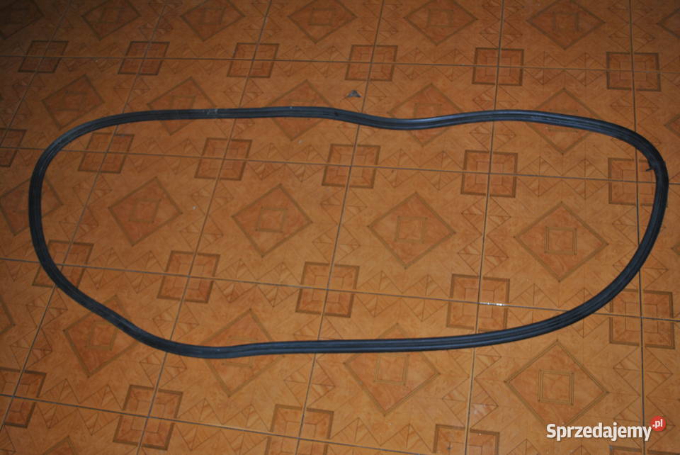 Uszczelka pokrywy bagażnika BMW E60 Poręba