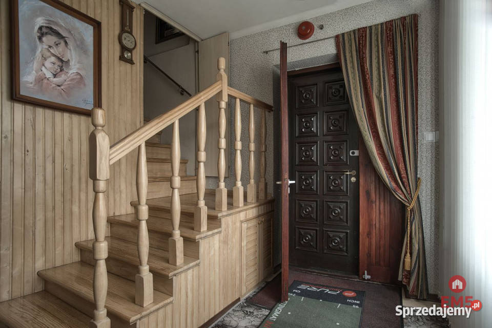 Dom wolnostojący 270m2 Żółtki