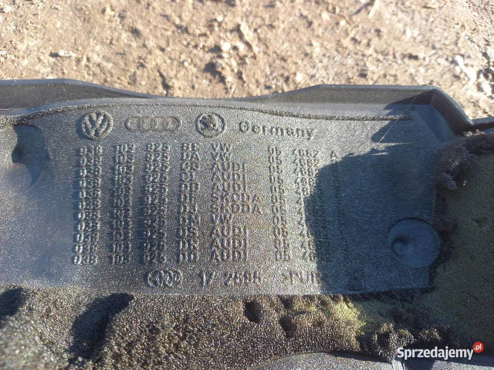 Osłona górna silnika passat b5 19tdi Jędrzejów