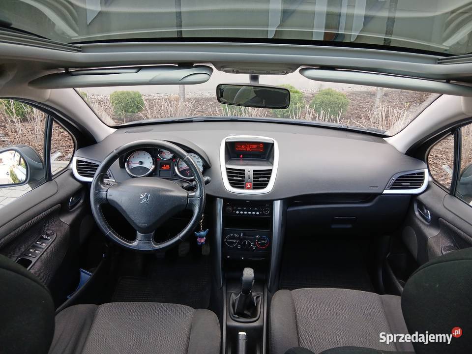 PEUGEOT 207SW 14 95 2008r Dach Panoramiczny Gliwice